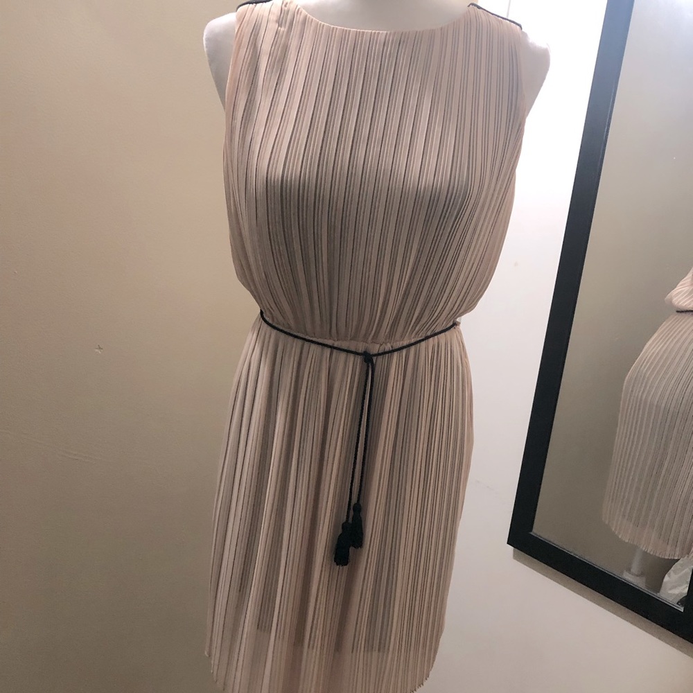 Jennifer Lopez Cream cocktail dress. NWOT